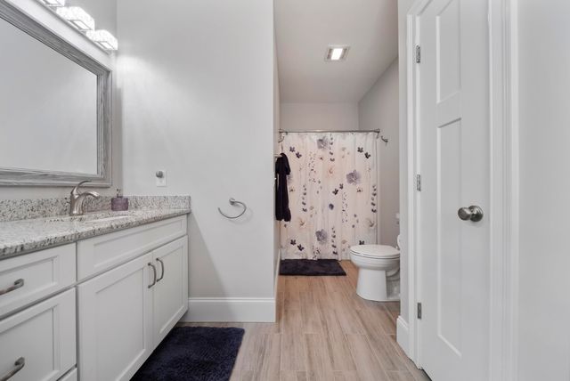 50 Blackstone Drive, Raymond, NH 03077