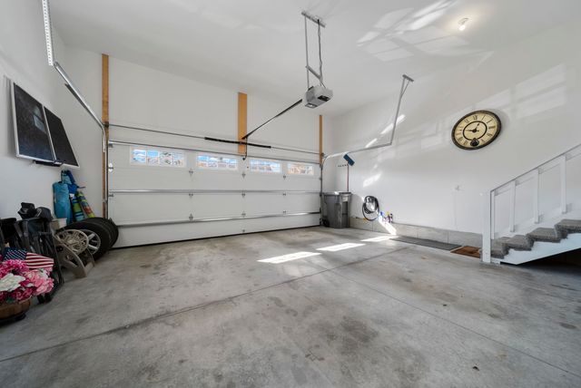 50 Blackstone Drive, Raymond, NH 03077