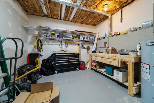 50 Blackstone Drive, Raymond, NH 03077