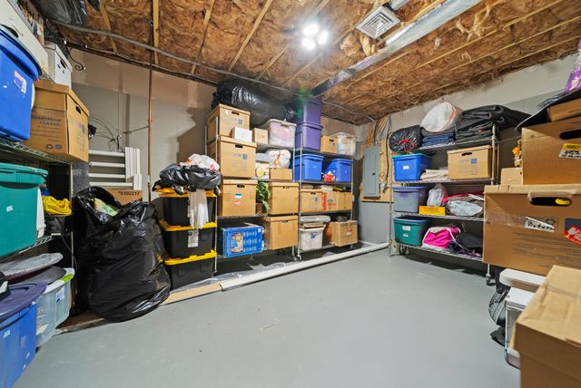 50 Blackstone Drive, Raymond, NH 03077