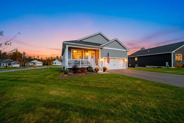 50 Blackstone Drive, Raymond, NH 03077