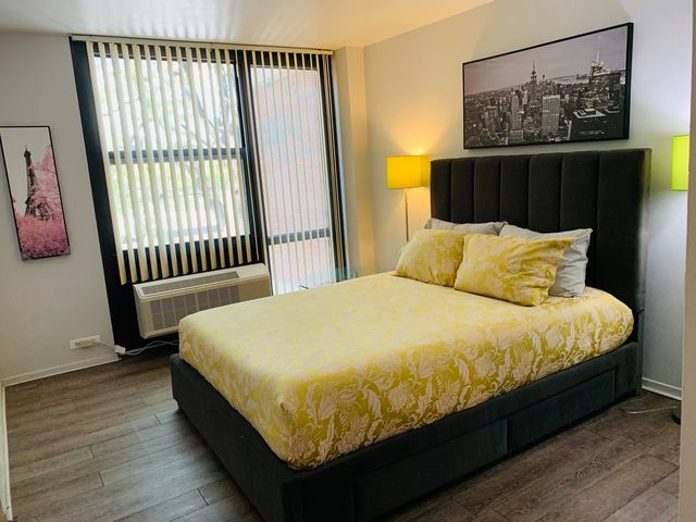 3021 S Michigan Avenue 304, Chicago, IL 60616