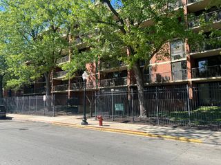 3021 S Michigan Avenue 304, Chicago, IL 60616