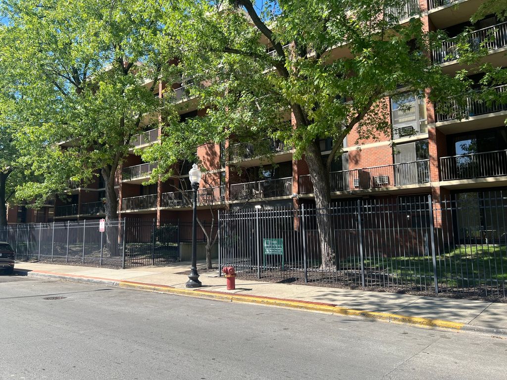 3021 S Michigan Avenue 304, Chicago, IL 60616