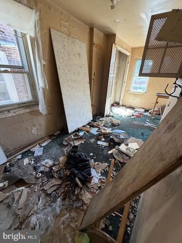 1513 ARROTT ST, Philadelphia, PA 19124