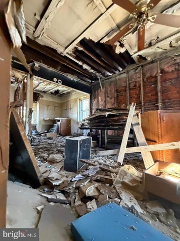 1513 ARROTT ST, Philadelphia, PA 19124