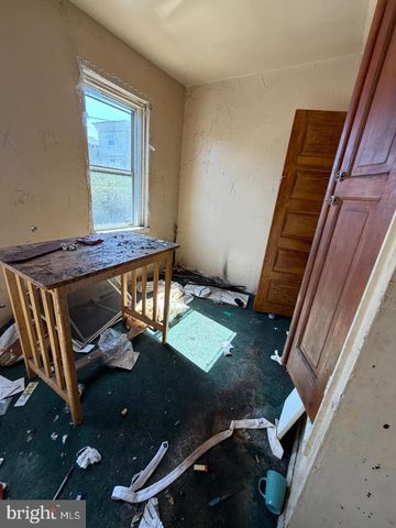 1513 ARROTT ST, Philadelphia, PA 19124