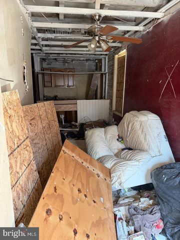 1513 ARROTT ST, Philadelphia, PA 19124