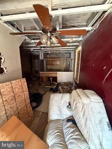 1513 ARROTT ST, Philadelphia, PA 19124