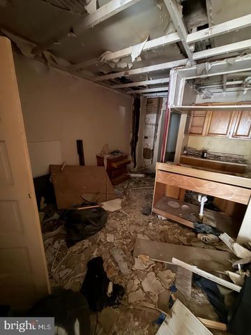 1513 ARROTT ST, Philadelphia, PA 19124