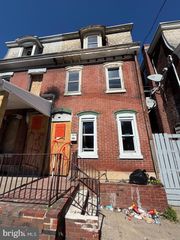 1513 ARROTT ST, Philadelphia, PA 19124