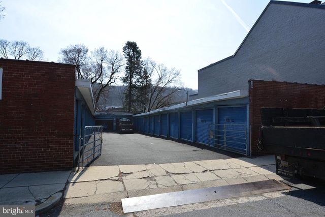 1536 HAAK ST, Reading, PA 19602