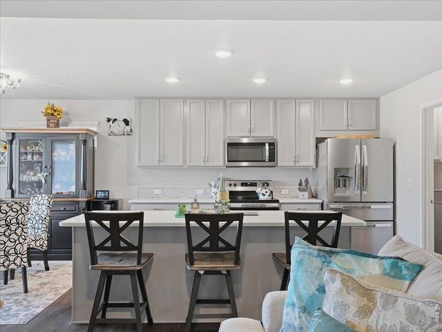 715 Apex Trl, Ault, CO 80610