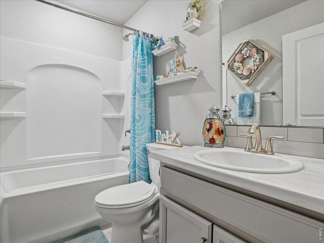 715 Apex Trl, Ault, CO 80610