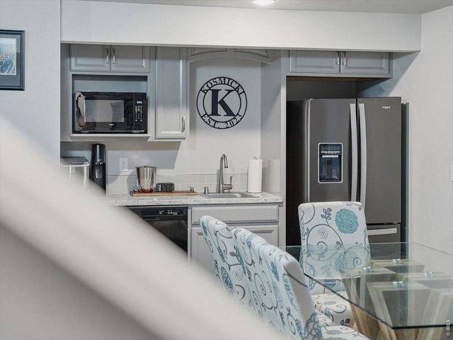 715 Apex Trl, Ault, CO 80610