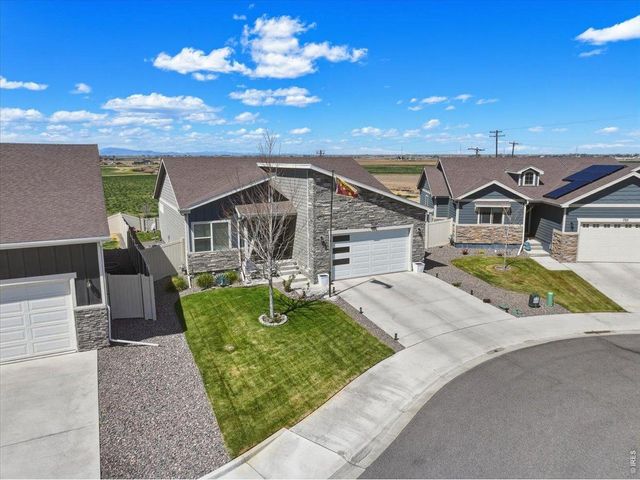 715 Apex Trl, Ault, CO 80610