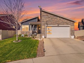 715 Apex Trl, Ault, CO 80610