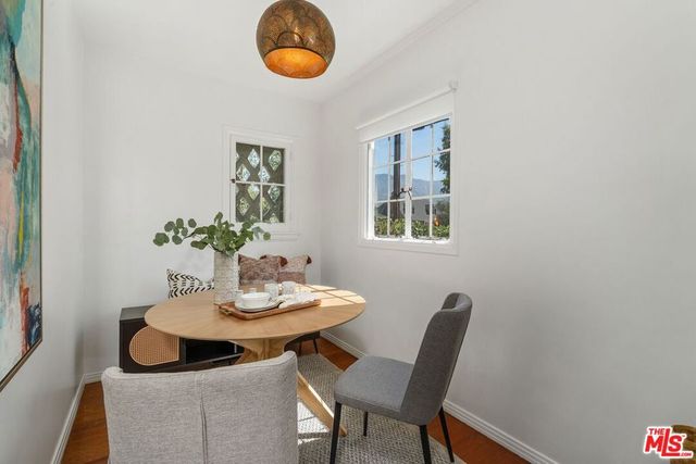 2130 Las Lunas Street, Pasadena, CA 91107
