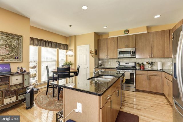 43531 HERITAGE GAP TER, Chantilly, VA 20152