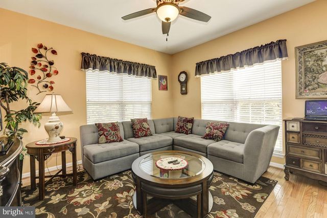 43531 HERITAGE GAP TER, Chantilly, VA 20152