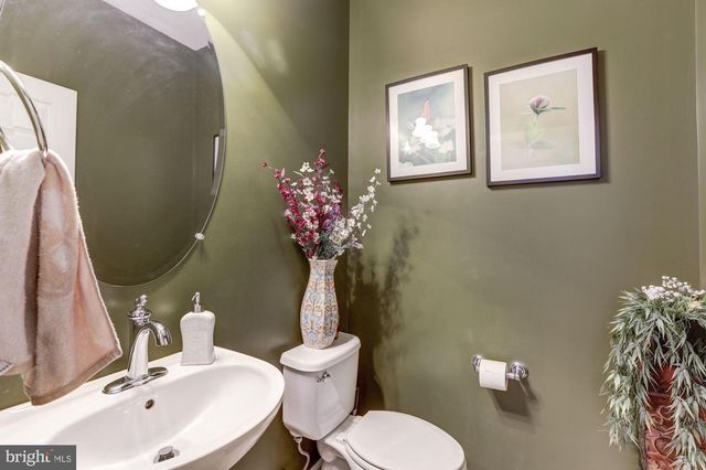 43531 HERITAGE GAP TER, Chantilly, VA 20152