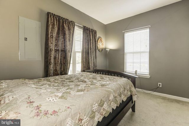 43531 HERITAGE GAP TER, Chantilly, VA 20152