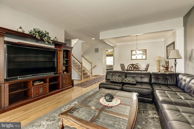 43531 HERITAGE GAP TER, Chantilly, VA 20152