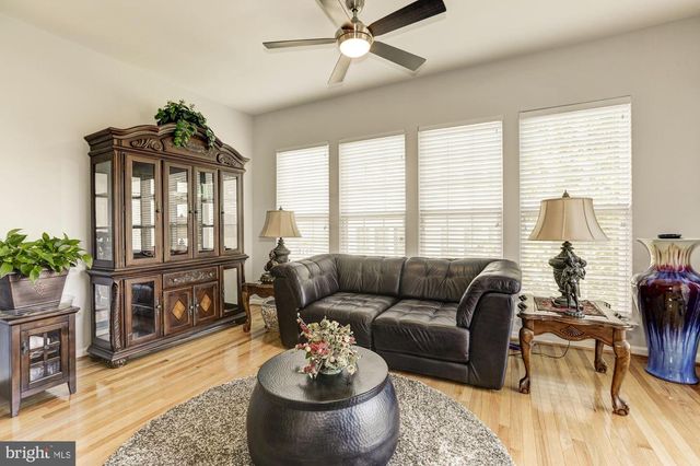 43531 HERITAGE GAP TER, Chantilly, VA 20152