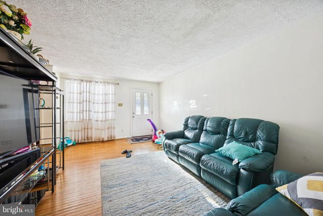 1053 TAYLOR DR, Folcroft, PA 19032