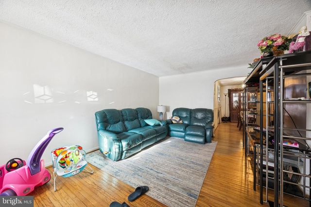 1053 TAYLOR DR, Folcroft, PA 19032