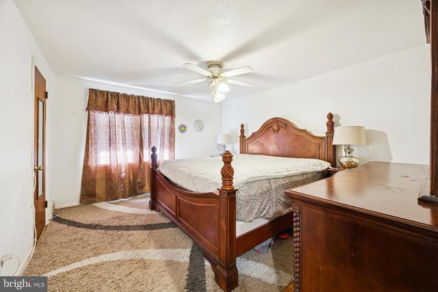 1053 TAYLOR DR, Folcroft, PA 19032