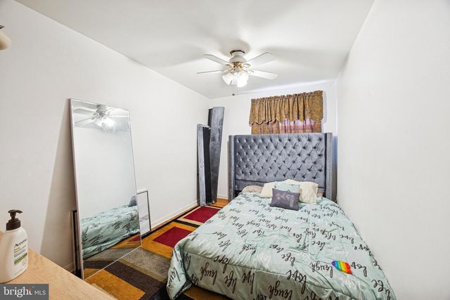 1053 TAYLOR DR, Folcroft, PA 19032