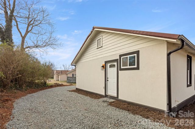 342 N Cleghorn Street, Rutherfordton, NC 28139