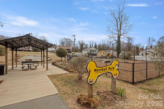 342 N Cleghorn Street, Rutherfordton, NC 28139