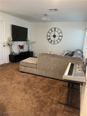 645 Soaring Wings Avenue, Las Vegas, NV 89183