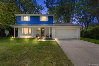 2394 Kettle Drive, Troy, MI 48083