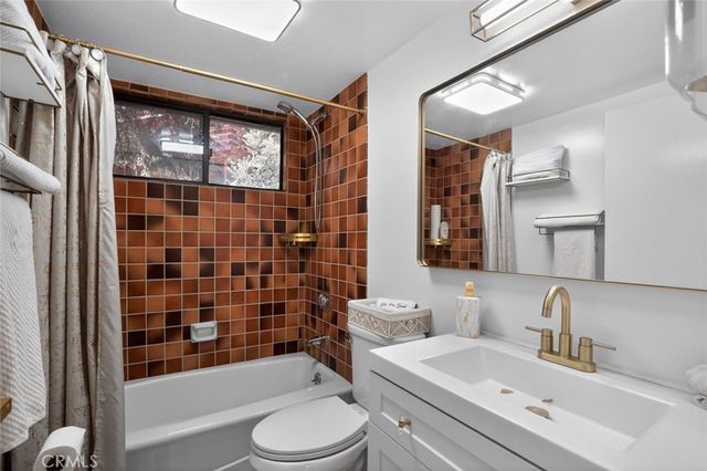 1405 Zion Way, Pine Mountain Club, CA 93222