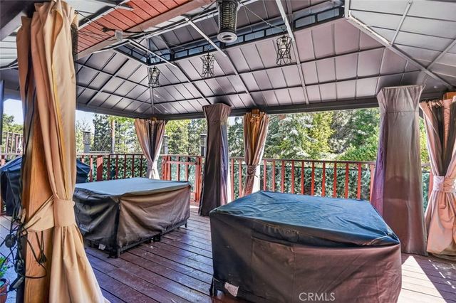 1405 Zion Way, Pine Mountain Club, CA 93222