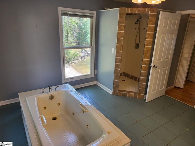 1007 Gap Hill Road, Six Mile, SC 29682