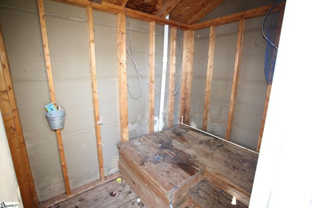 1007 Gap Hill Road, Six Mile, SC 29682