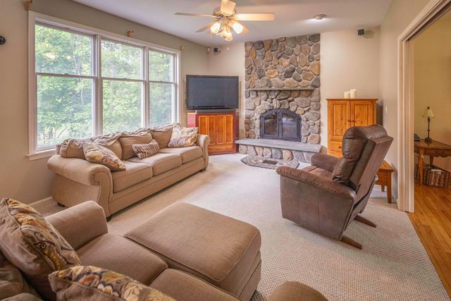3 Foxtail Ridge Road, Dover, NH 03820