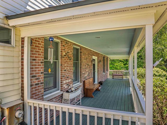 3 Foxtail Ridge Road, Dover, NH 03820