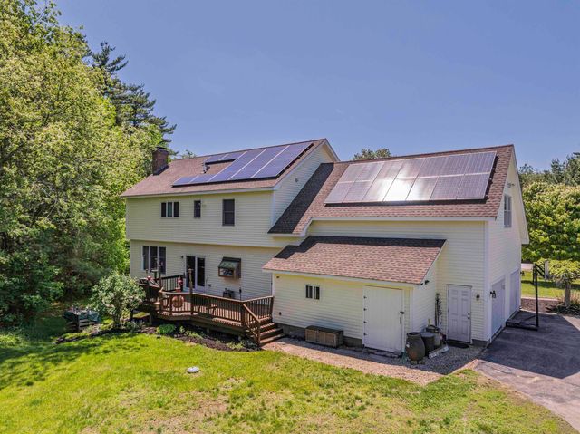 3 Foxtail Ridge Road, Dover, NH 03820