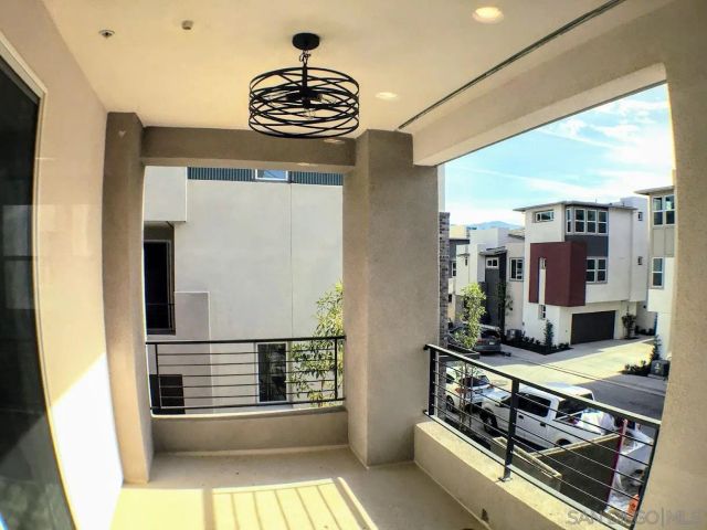 2275 Element Way 5, Chula Vista, CA 91915