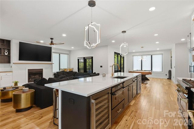 1109 Leigh Avenue, Charlotte, NC 28205