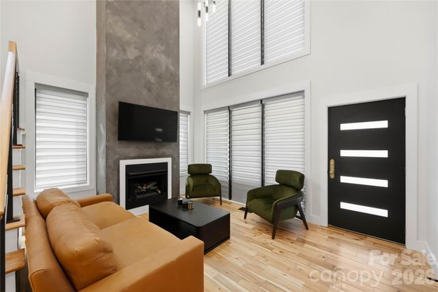 1109 Leigh Avenue, Charlotte, NC 28205