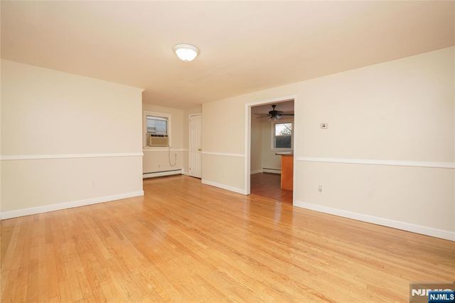 142 Maple 2, Woodland Park, NJ 07424