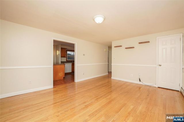 142 Maple 2, Woodland Park, NJ 07424