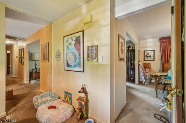 22 Marlton Dr, Wayne Twp., NJ 07470