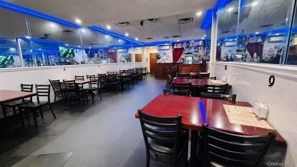105-04 Liberty Avenue, Ozone Park, NY 11417 — photo 3